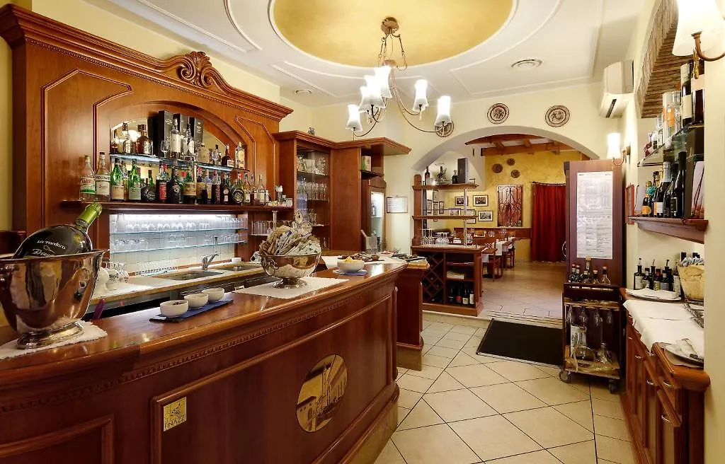 Hotel Locanda La Comacina Comacchio Italien